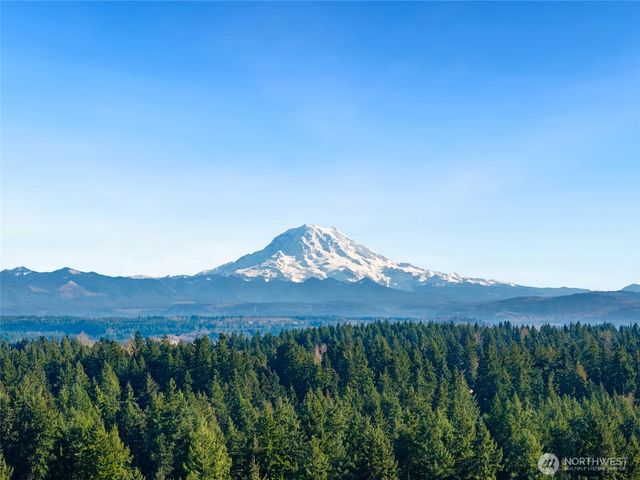 2201 33rd Avenue SE, Puyallup, WA 98374