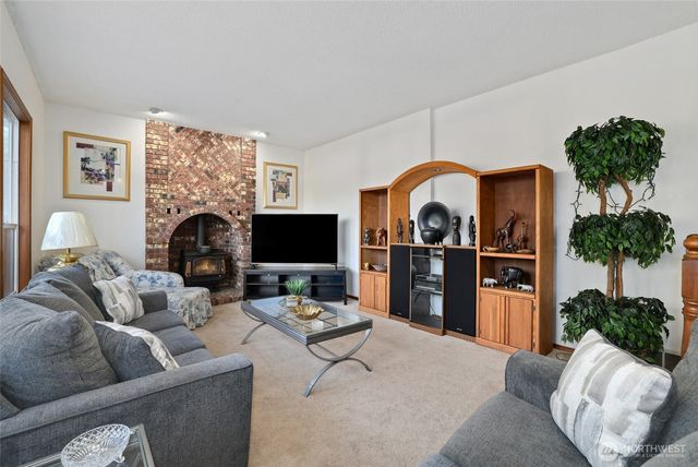 2201 33rd Avenue SE, Puyallup, WA 98374