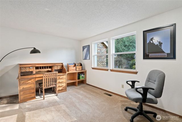 2201 33rd Avenue SE, Puyallup, WA 98374