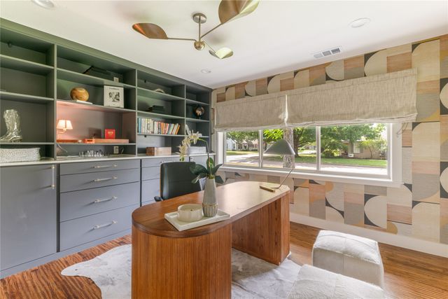 9831 Lakemont Drive, Dallas, TX 75220