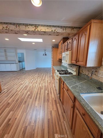 24921 Muirlands Boulevard 265, Lake Forest, CA 92630