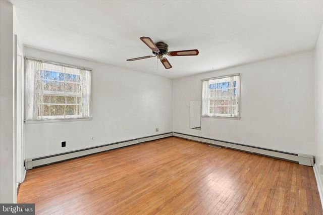 516 WESLEY RD, Springfield, PA 19064