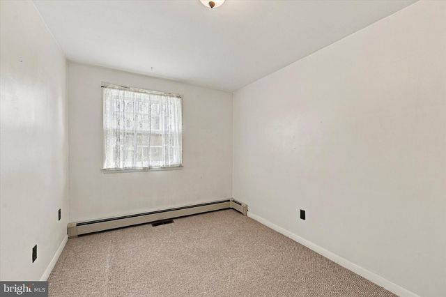 516 WESLEY RD, Springfield, PA 19064