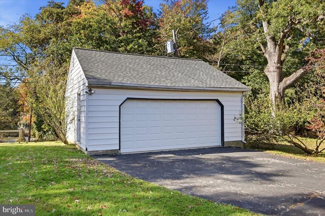 516 WESLEY RD, Springfield, PA 19064