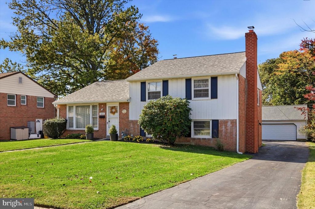 516 WESLEY RD, Springfield, PA 19064