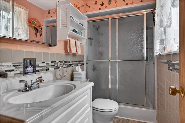 53 Oregon Trail, Bethel Park, PA 15102