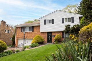 53 Oregon Trail, Bethel Park, PA 15102