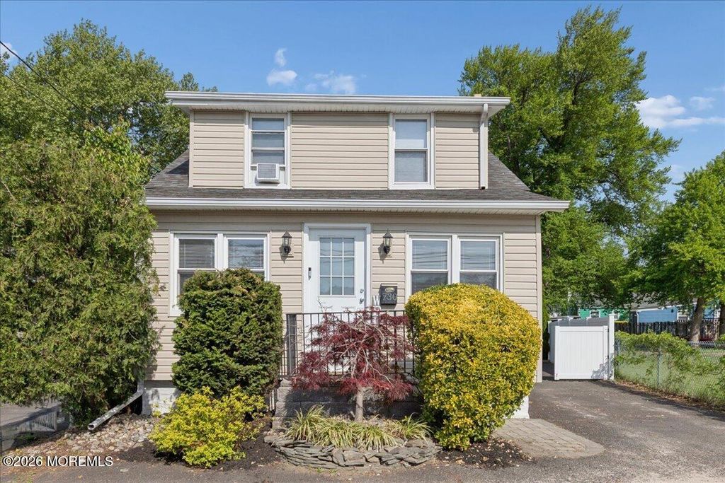 730 Shore Concourse, Cliffwood Beach, NJ 07735