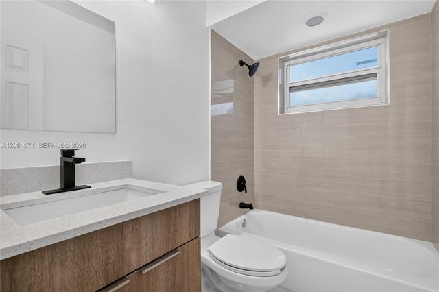 1740 Funston Street 8, Hollywood, FL 33020