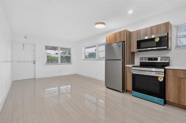 1740 Funston Street 8, Hollywood, FL 33020