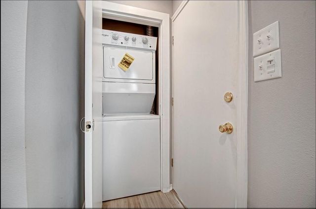 1903 Commonwealth Street 17, Houston, TX 77006