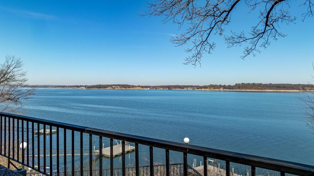 57450 E Hwy 125 560, Monkey Island, OK 74331