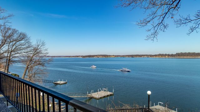 57450 E Hwy 125 560, Monkey Island, OK 74331