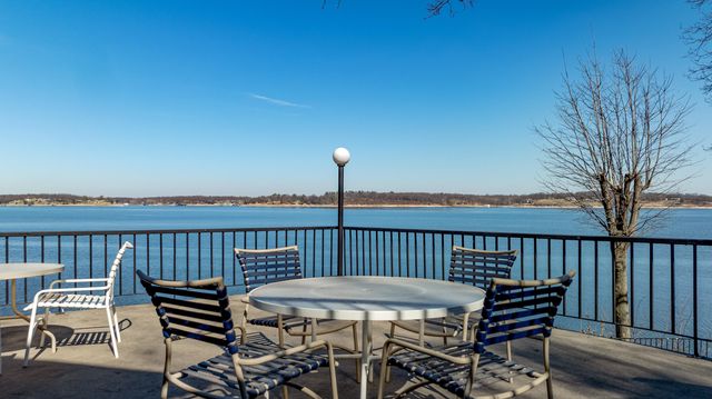 57450 E Hwy 125 560, Monkey Island, OK 74331