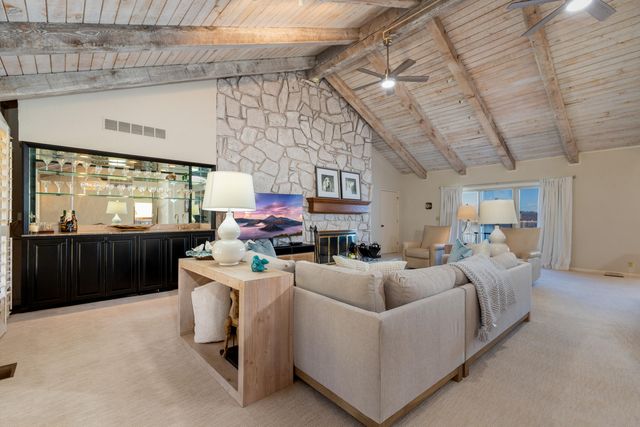 57450 E Hwy 125 560, Monkey Island, OK 74331