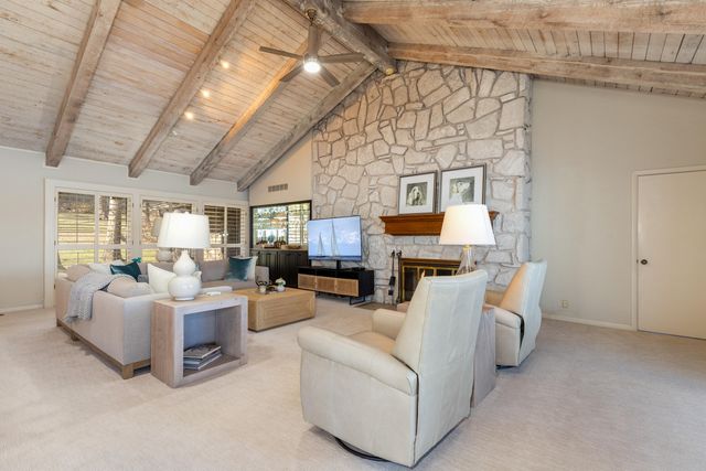 57450 E Hwy 125 560, Monkey Island, OK 74331