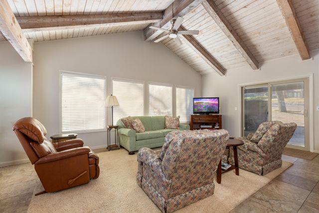 57450 E Hwy 125 560, Monkey Island, OK 74331