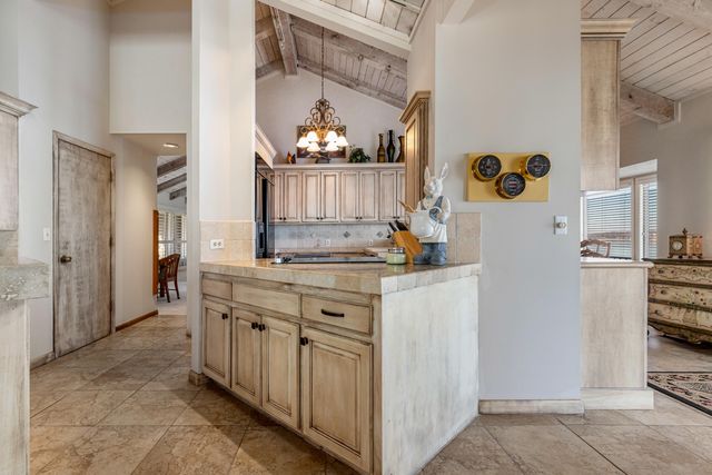 57450 E Hwy 125 560, Monkey Island, OK 74331