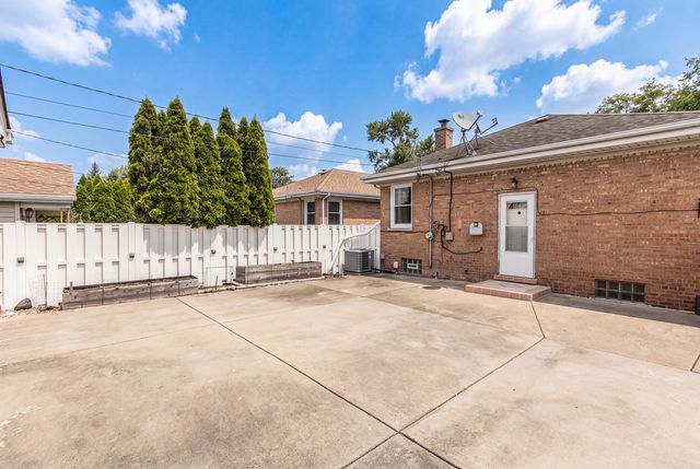 4536 N Opal Avenue, Norridge, IL 60706