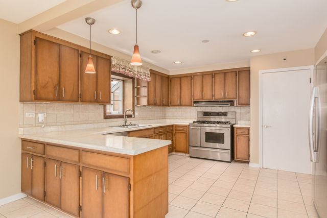 4536 N Opal Avenue, Norridge, IL 60706