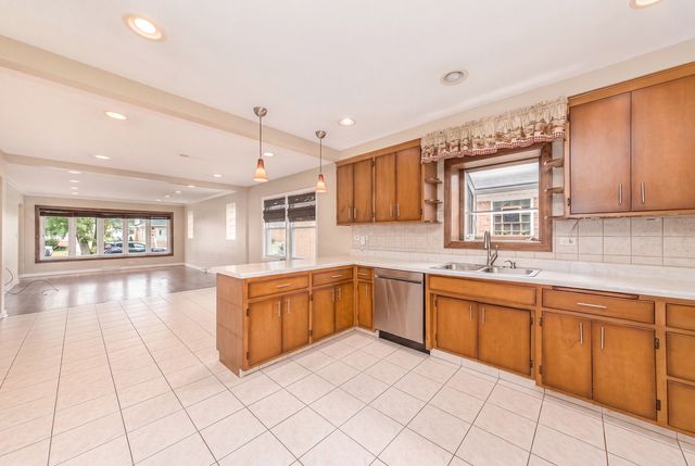 4536 N Opal Avenue, Norridge, IL 60706