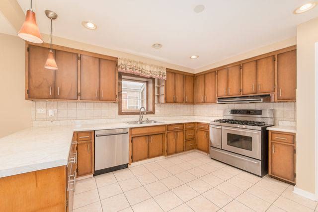 4536 N Opal Avenue, Norridge, IL 60706