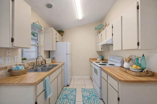 2087 COMO STREET B, Port Charlotte, FL 33948