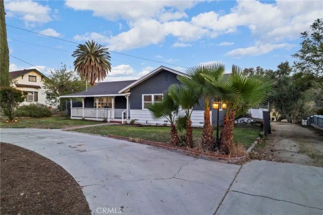 41747 Crest, Hemet, CA 92544