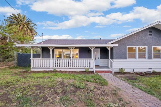 41747 Crest, Hemet, CA 92544