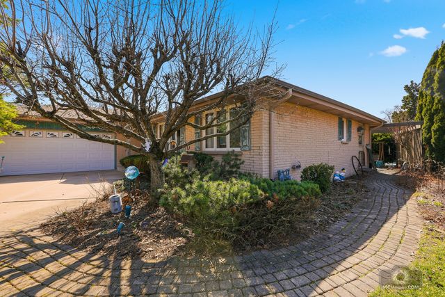 15150 Teebrook Drive, Orland Park, IL 60462