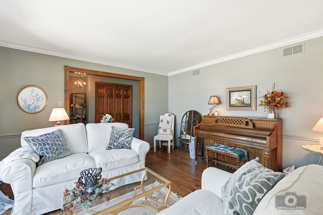 15150 Teebrook Drive, Orland Park, IL 60462