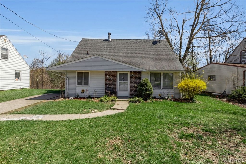 1459 Wyoming Avenue, Niagara Falls, NY 14305