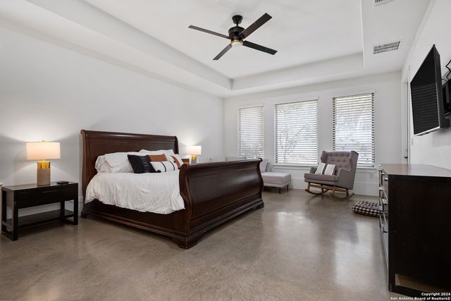 211 SPACIOUS SKY, San Antonio, TX 78260