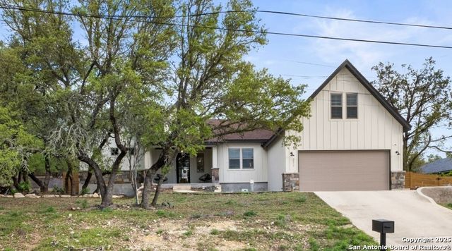 211 SPACIOUS SKY, San Antonio, TX 78260