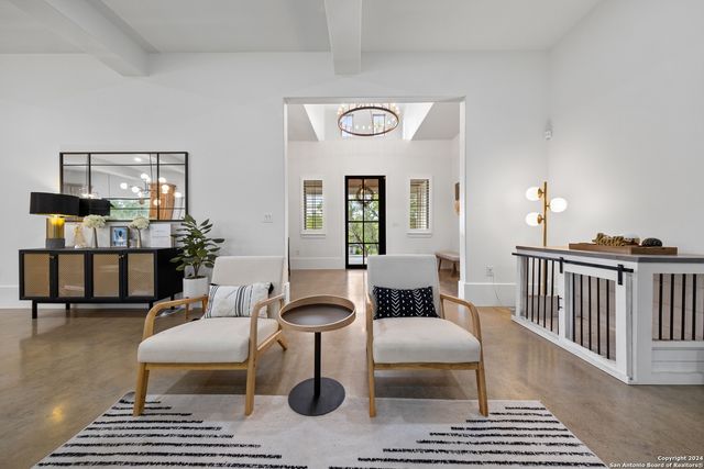 211 SPACIOUS SKY, San Antonio, TX 78260