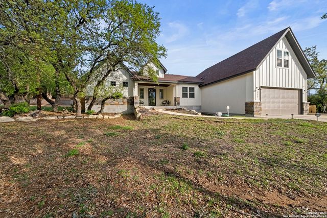 211 SPACIOUS SKY, San Antonio, TX 78260