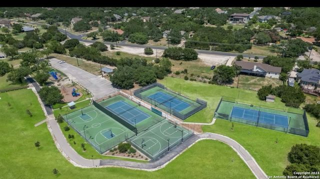 211 SPACIOUS SKY, San Antonio, TX 78260