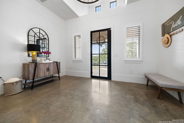 211 SPACIOUS SKY, San Antonio, TX 78260