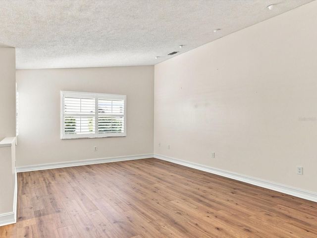 5381 KELLY DRIVE 15, Sarasota, FL 34233