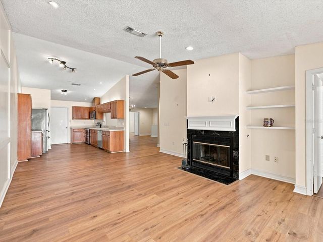 5381 KELLY DRIVE 15, Sarasota, FL 34233