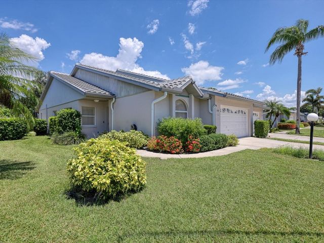 5381 KELLY DRIVE 15, Sarasota, FL 34233