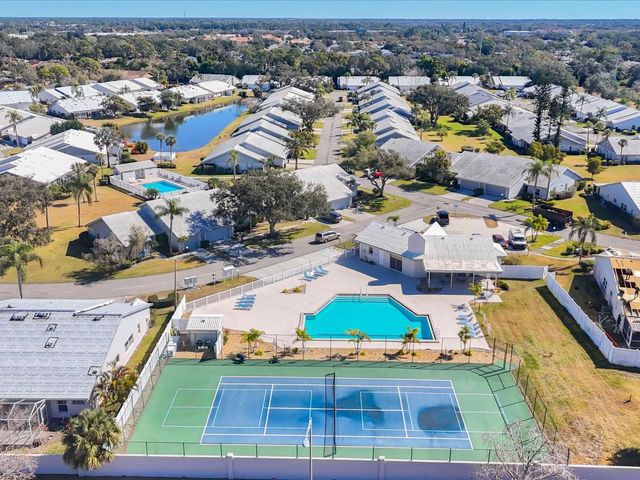 5381 KELLY DRIVE 15, Sarasota, FL 34233