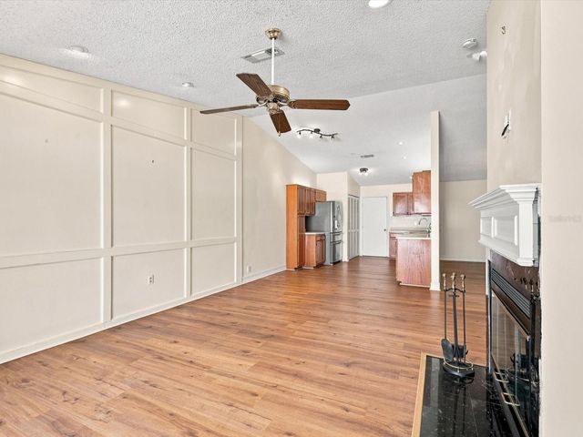 5381 KELLY DRIVE 15, Sarasota, FL 34233
