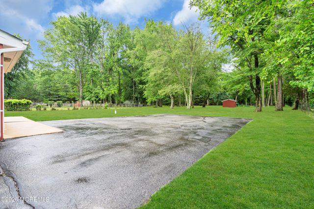 99 Cedar Swamp Road, Jackson, NJ 08527