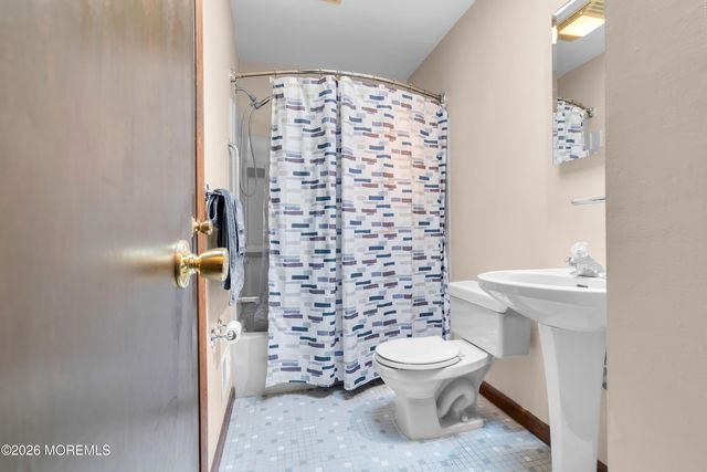99 Cedar Swamp Road, Jackson, NJ 08527