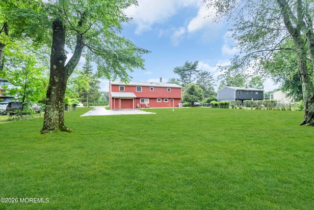 99 Cedar Swamp Road, Jackson, NJ 08527