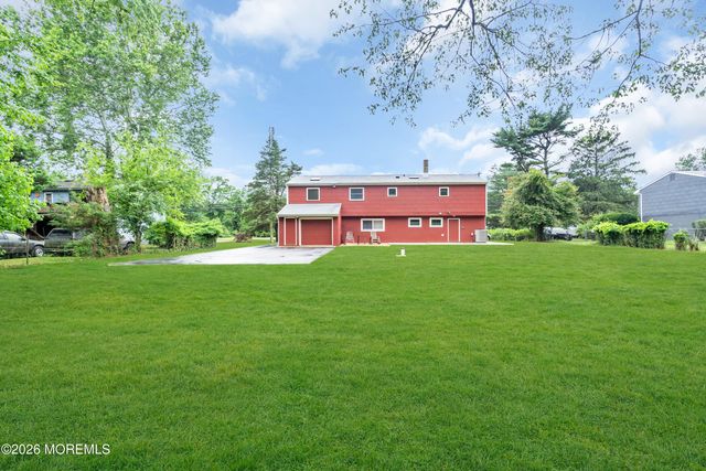 99 Cedar Swamp Road, Jackson, NJ 08527