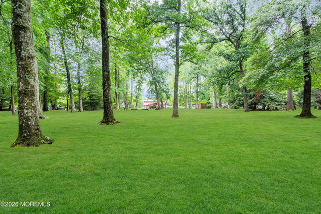 99 Cedar Swamp Road, Jackson, NJ 08527