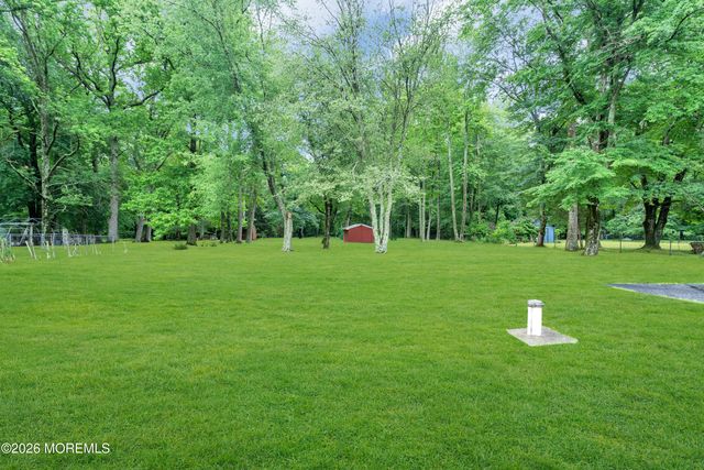 99 Cedar Swamp Road, Jackson, NJ 08527