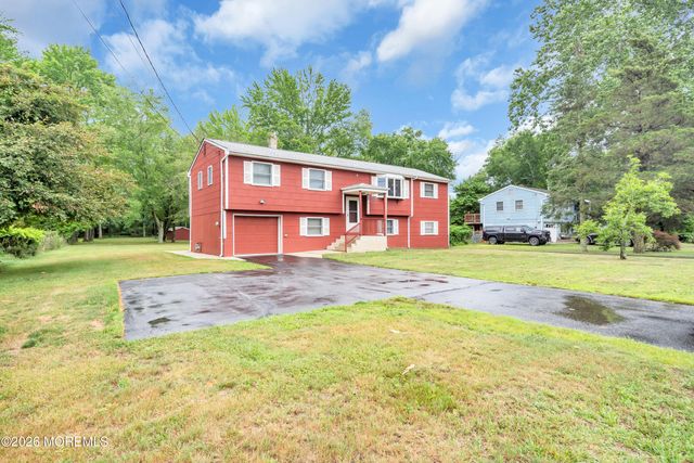 99 Cedar Swamp Road, Jackson, NJ 08527